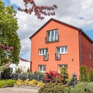 Elendris - U Kostela Bed & Breakfast